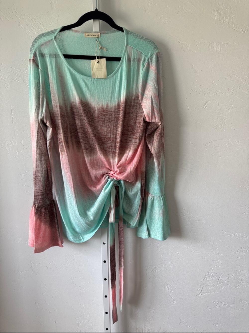 B110 And The Why  Tie Dye Tie Front Detail Long Bell Sleeve Blouse - Size: Large - Picture 5 of 10